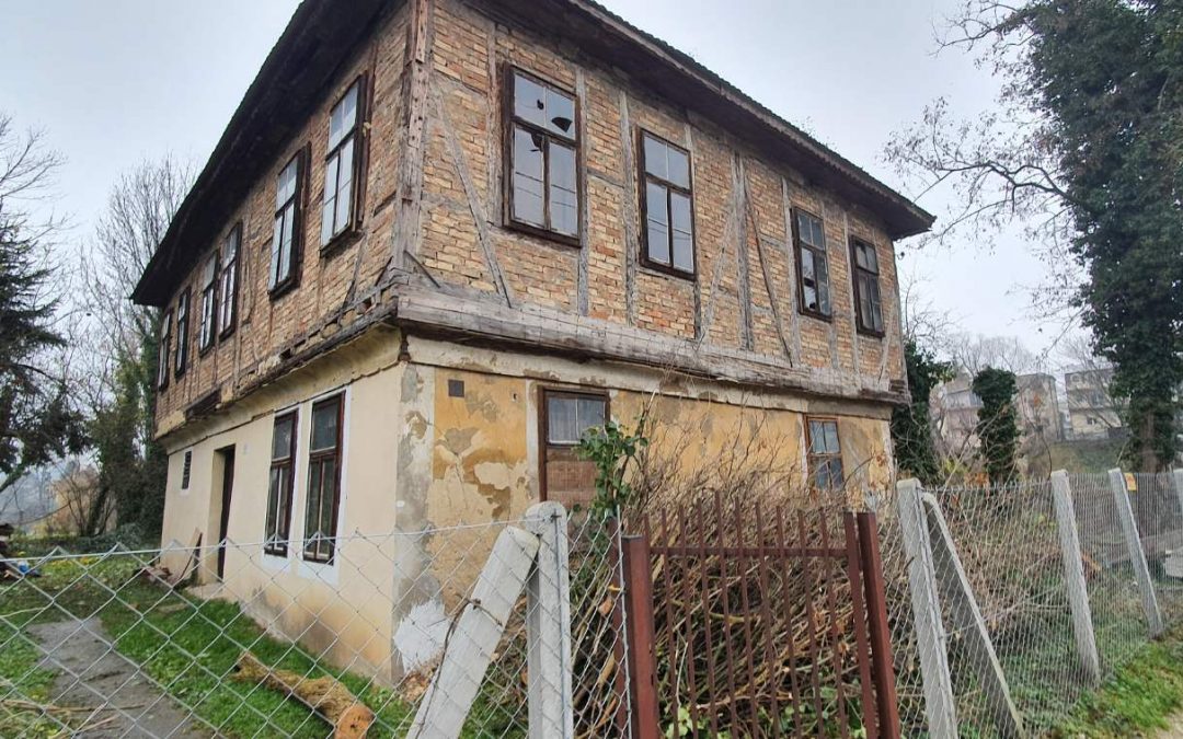 Započinje rekonstrukcija vakufa kuća r. Zehre Bahtijarević