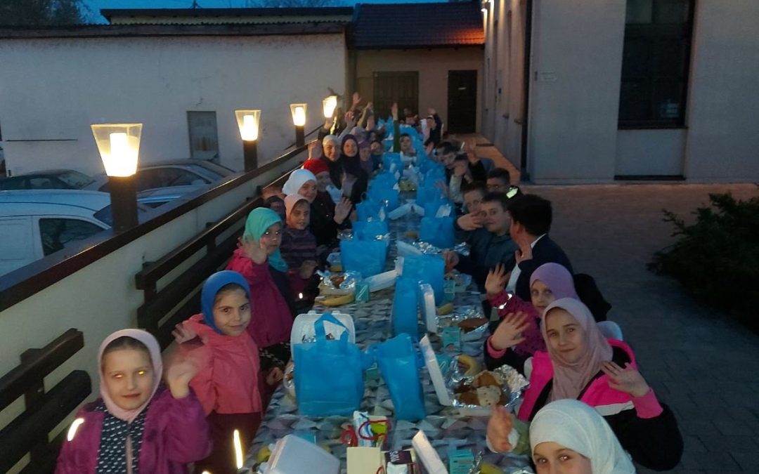Iftar za polaznike mektepske nastave na području grada Banja Luka