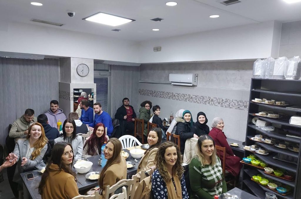 Banja Luka: Iftari za studente prilika za druženje, ali i čuvanje vjere, tradicije i običaja