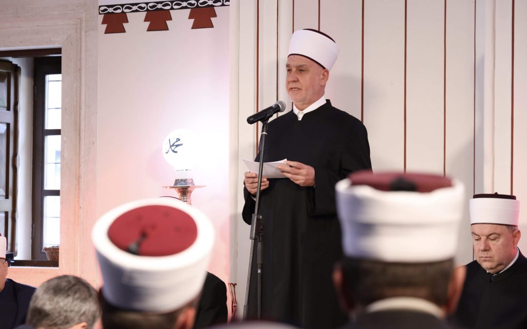 Dan džamija – Reisul-ulema Kavazović: Okrenimo se vrijednostima koje su ljudima došle od Boga
