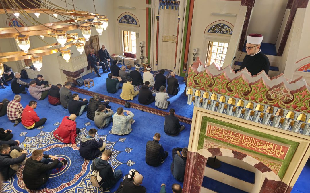 Prof. Šaćir-ef. Kobilica predvodio džuma-namaz