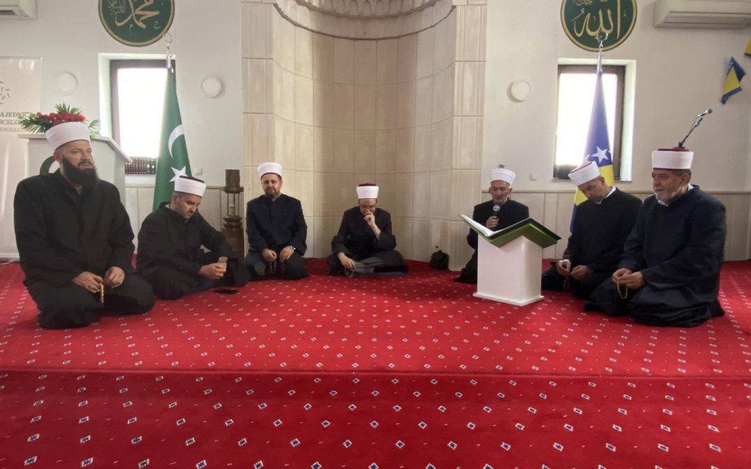 Proučen Jasini-šerif i kelimei-tevhid pred dušu hafiza Omer-ef. Džina